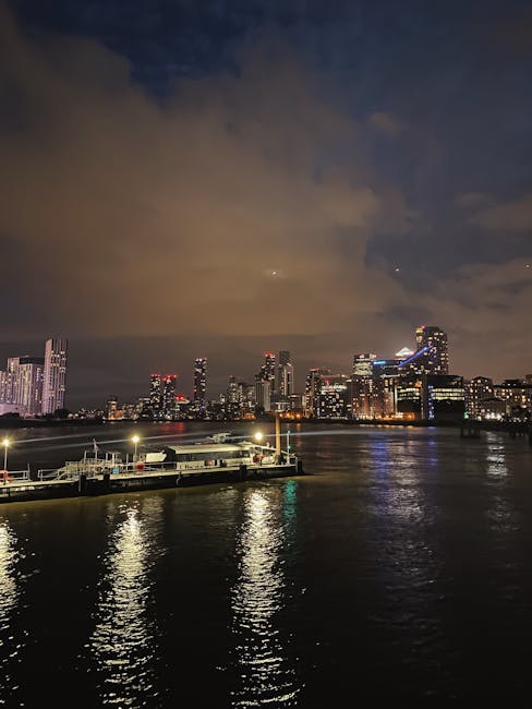Flower Delivery Options Around E1: Docklands to Shoreditch